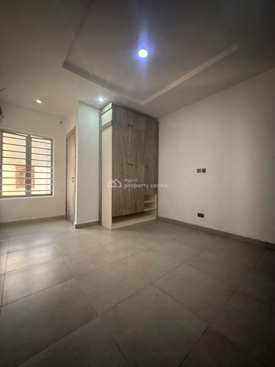 Semi Masters with Shared Kitchen Serviced, Orchid Road, Dpkay Estate, Lekki, Lagos, Flat / Apartment for Rent