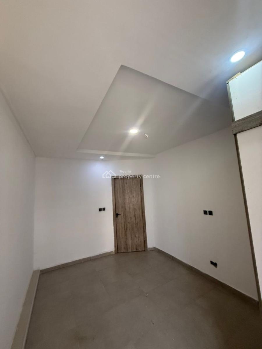 Semi Masters with Shared Kitchen Serviced, Orchid Road, Dpkay Estate, Lekki, Lagos, Flat / Apartment for Rent