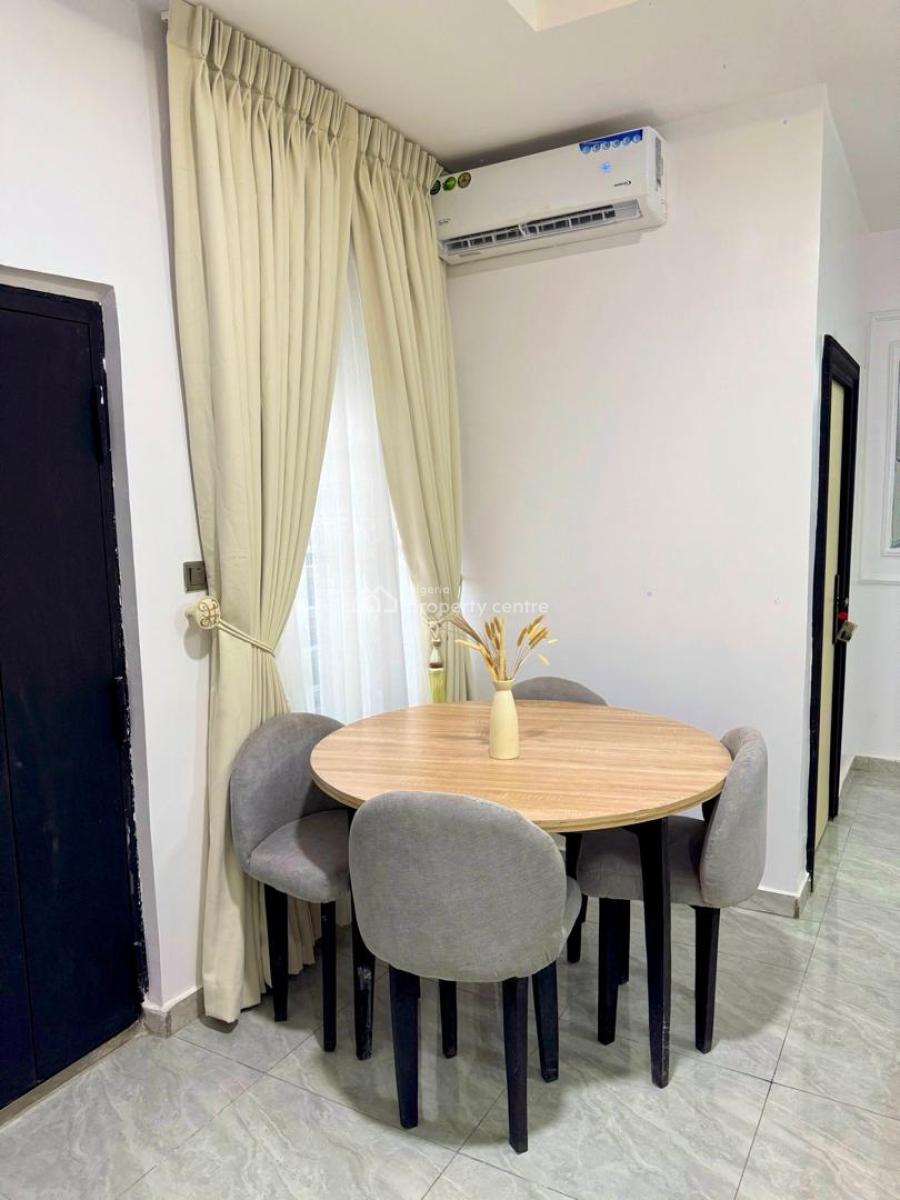 Executive 2 Bedroom Airbnb in Surulere with Lounge & Game Area, Kilo Surulere, Alaka, Surulere, Lagos, Flat / Apartment Short Let