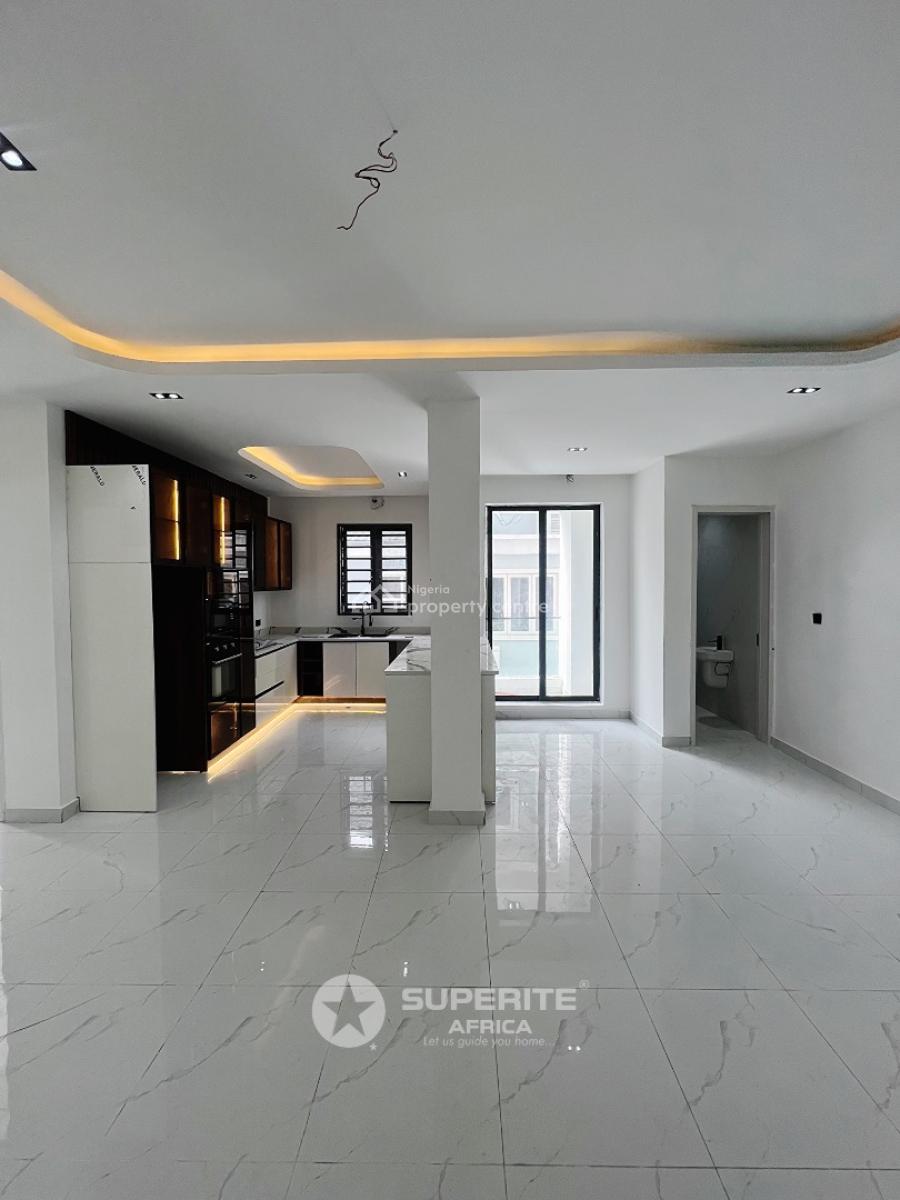 Luxury 2 Bedroom Apartment, Ilasan, Lekki, Lagos, Flat / Apartment for Sale