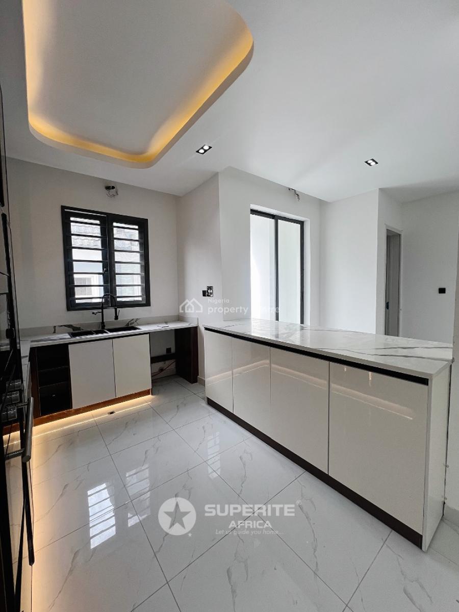 Luxury 2 Bedroom Apartment, Ilasan, Lekki, Lagos, Flat / Apartment for Sale