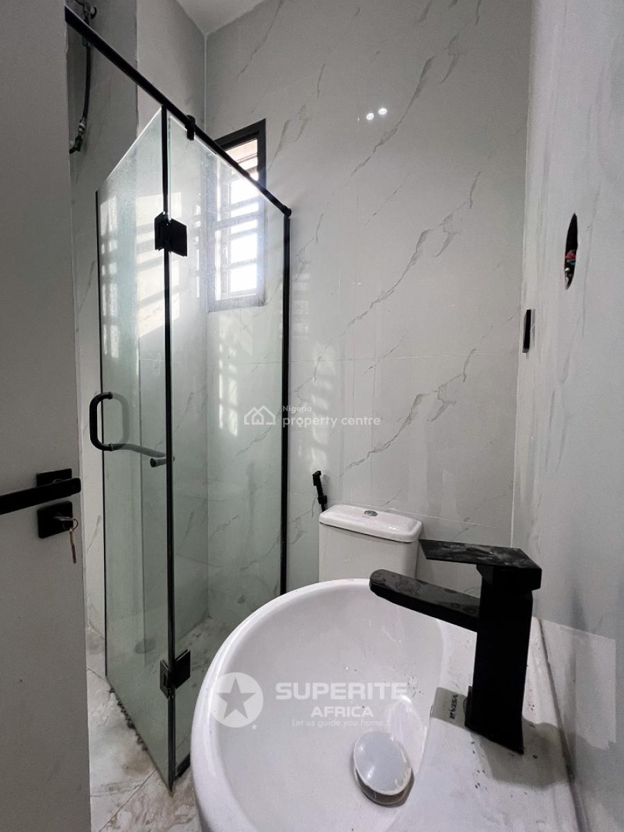 Luxury 2 Bedroom Apartment, Ilasan, Lekki, Lagos, Flat / Apartment for Sale