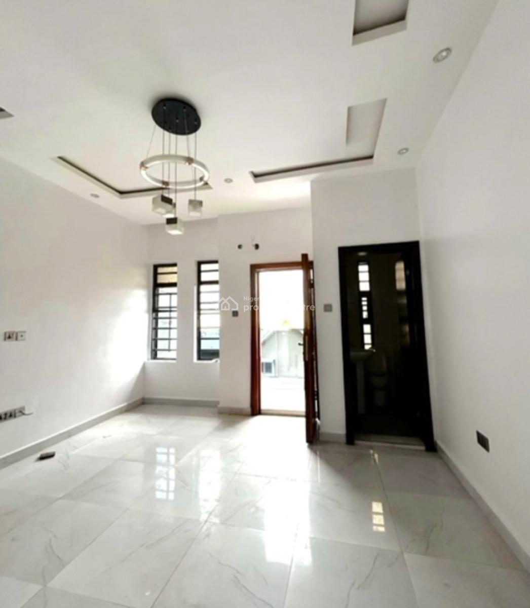 2 Bedroom Apartment, Lekki Scheme 2, Lekki Peninsula, Ajah, Lagos, Flat / Apartment for Sale