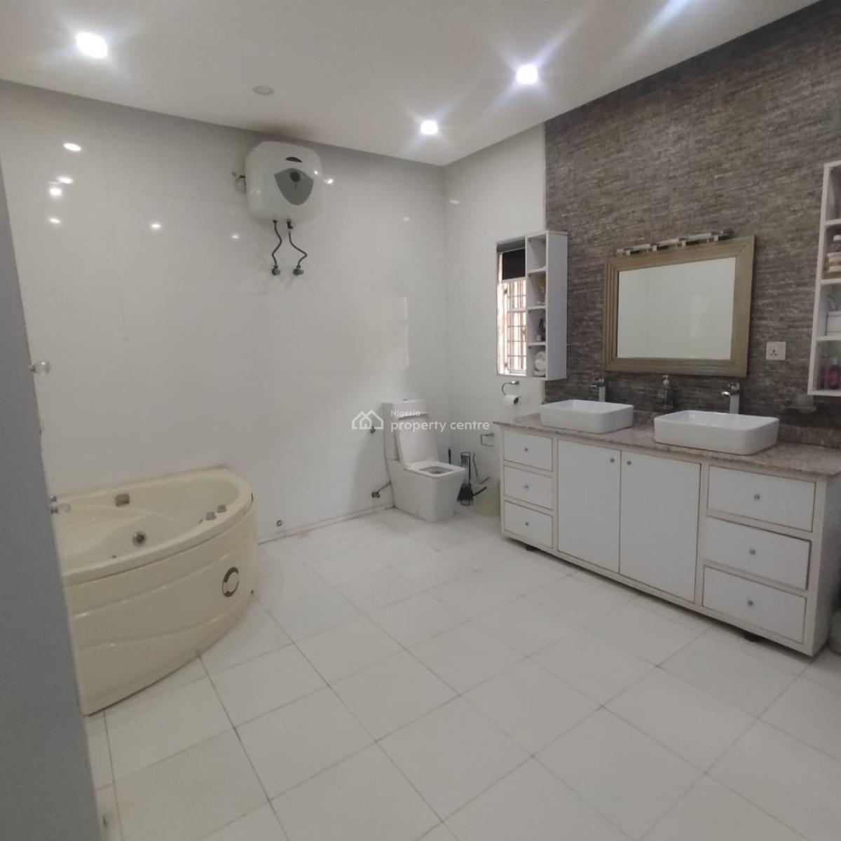 6 Bedroom Fully Detached House, Pinnock Beach Estate, Osapa, Lekki, Lagos, Detached Duplex for Sale