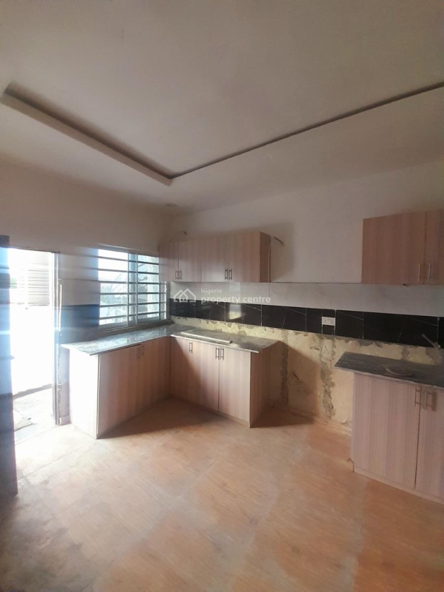 Luxury 2-bedroom Apartment with Bq at Ilaje, Ilaje, Ajah, Lagos, Terraced Duplex for Rent