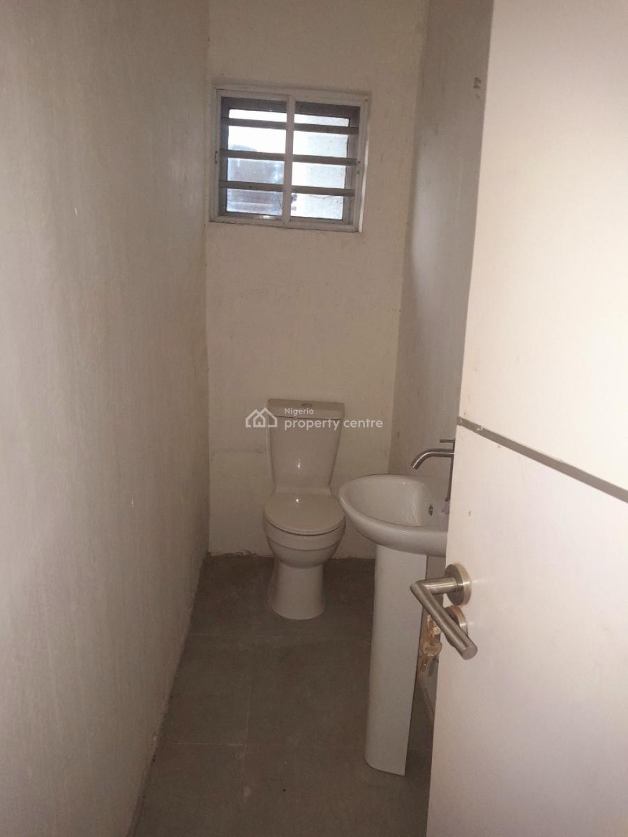 Luxury 2-bedroom Apartment with Bq at Ilaje, Ilaje, Ajah, Lagos, Terraced Duplex for Rent