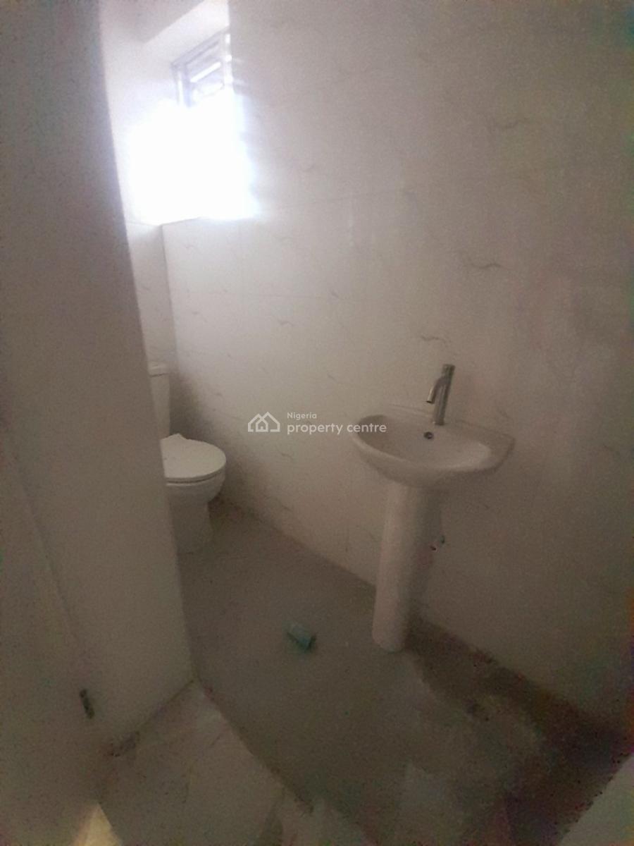 Luxury 2-bedroom Apartment with Bq at Ilaje, Ilaje, Ajah, Lagos, Terraced Duplex for Rent