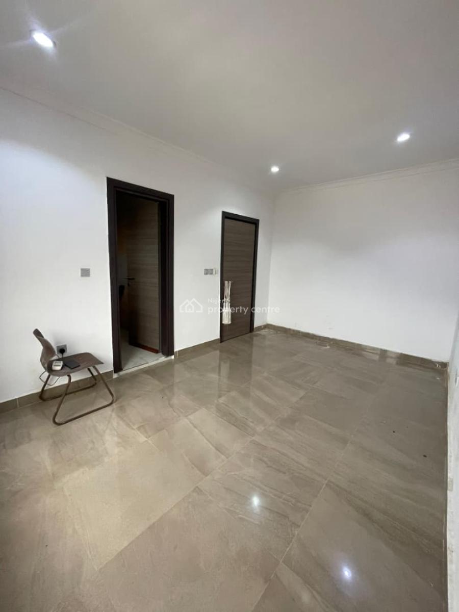 Luxury Miniflat (upstairs) with Self Kitchen and Balcony, Chevy View Estate Lagos, Lekki, Lagos, Mini Flat (room and Parlour) for Rent