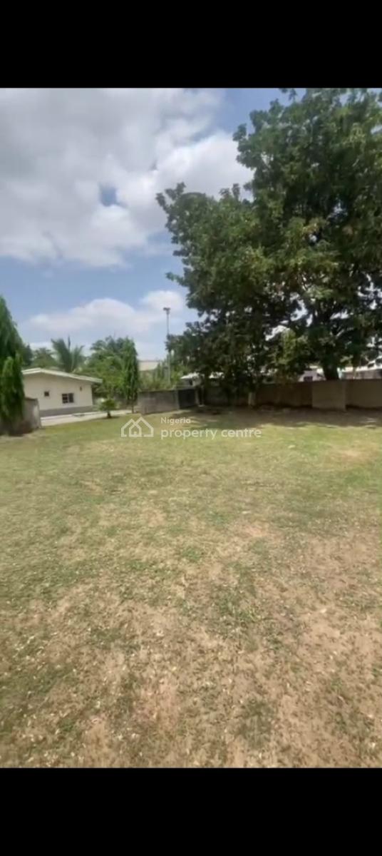 1000sqm² Plot of Land in Serene Secured Environment, Tarred Road., Life Camp, Abuja, Residential Land for Sale