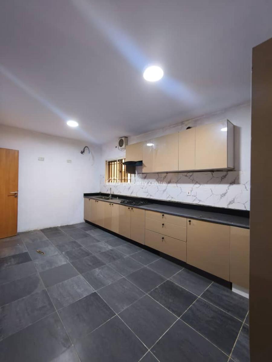 Luxury 4bedroom Maisonette Penthouse, Lekki Phase1 Lagos, Lekki, Lagos, Flat / Apartment for Rent