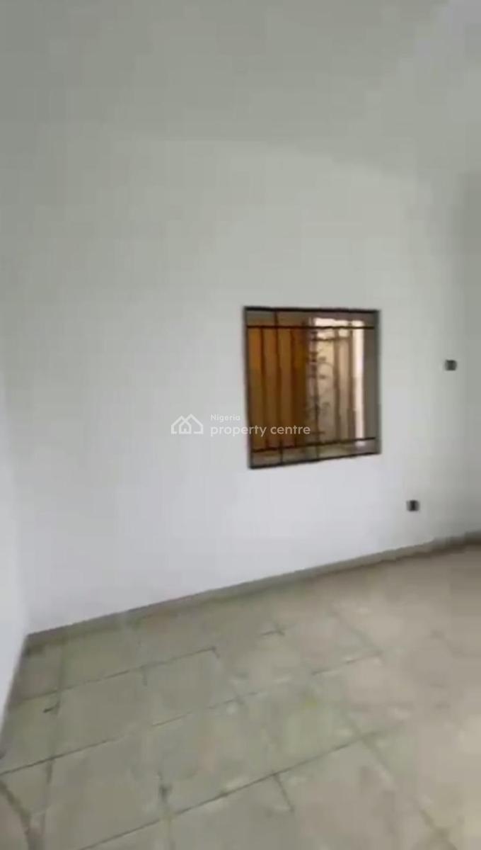 Luxury 2 Bedroom Ensuite Upstairs and Clean with Excellent Facility, Westwood, Badore, Ajah, Lagos, Flat / Apartment for Rent