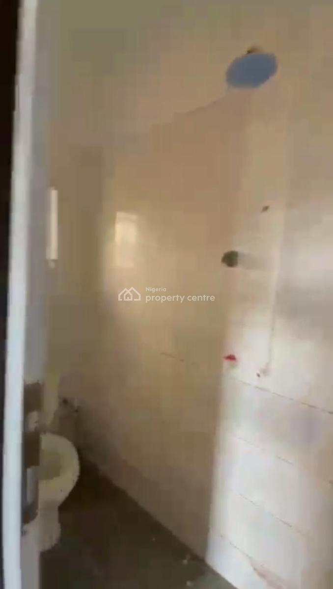 Luxury 2 Bedroom Ensuite Upstairs and Clean with Excellent Facility, Westwood, Badore, Ajah, Lagos, Flat / Apartment for Rent