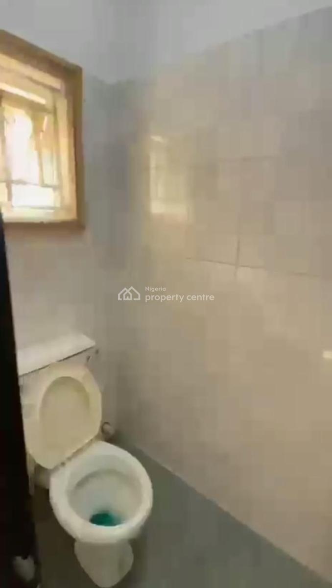 Luxury 2 Bedroom Ensuite Upstairs and Clean with Excellent Facility, Westwood, Badore, Ajah, Lagos, Flat / Apartment for Rent