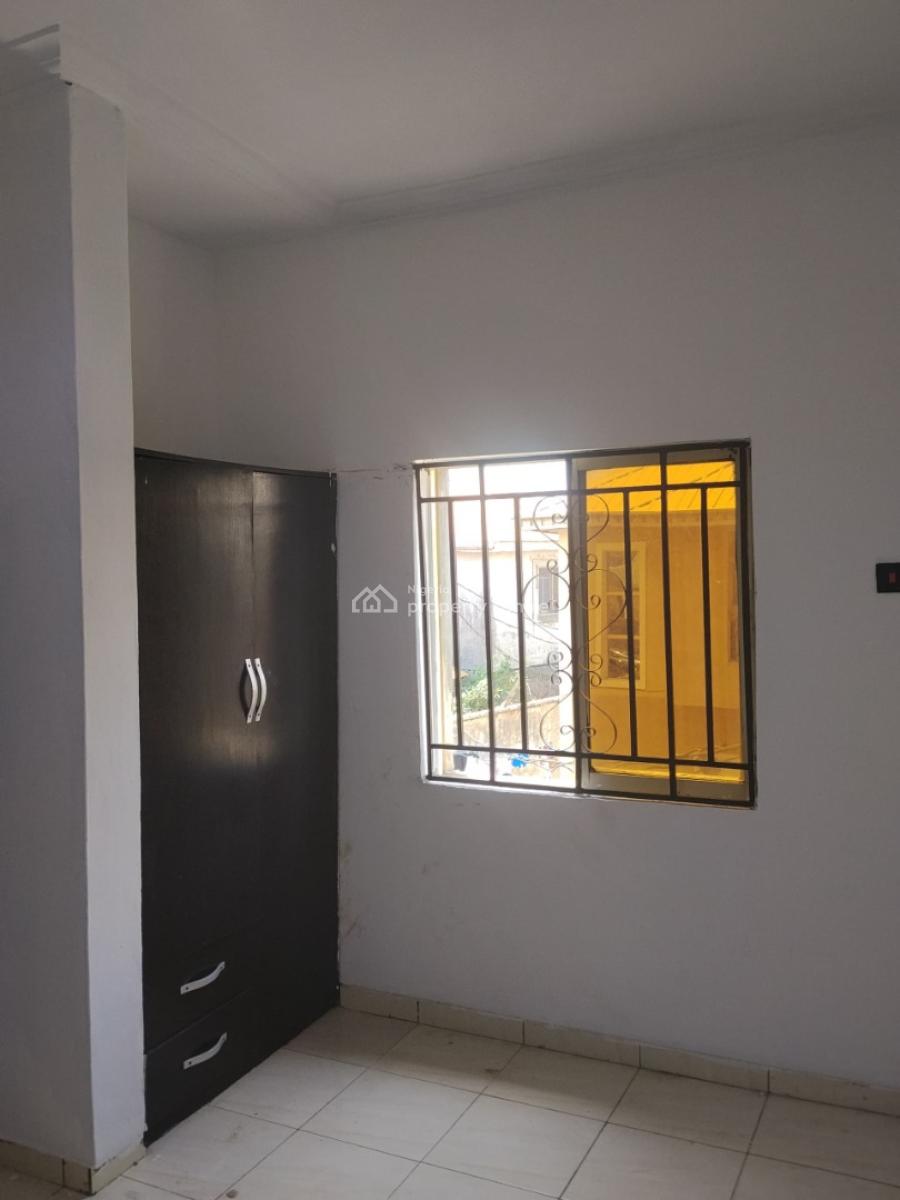 Luxury 2 Bedroom Ensuite Upstairs and Clean with Excellent Facility, Westwood, Badore, Ajah, Lagos, Flat / Apartment for Rent