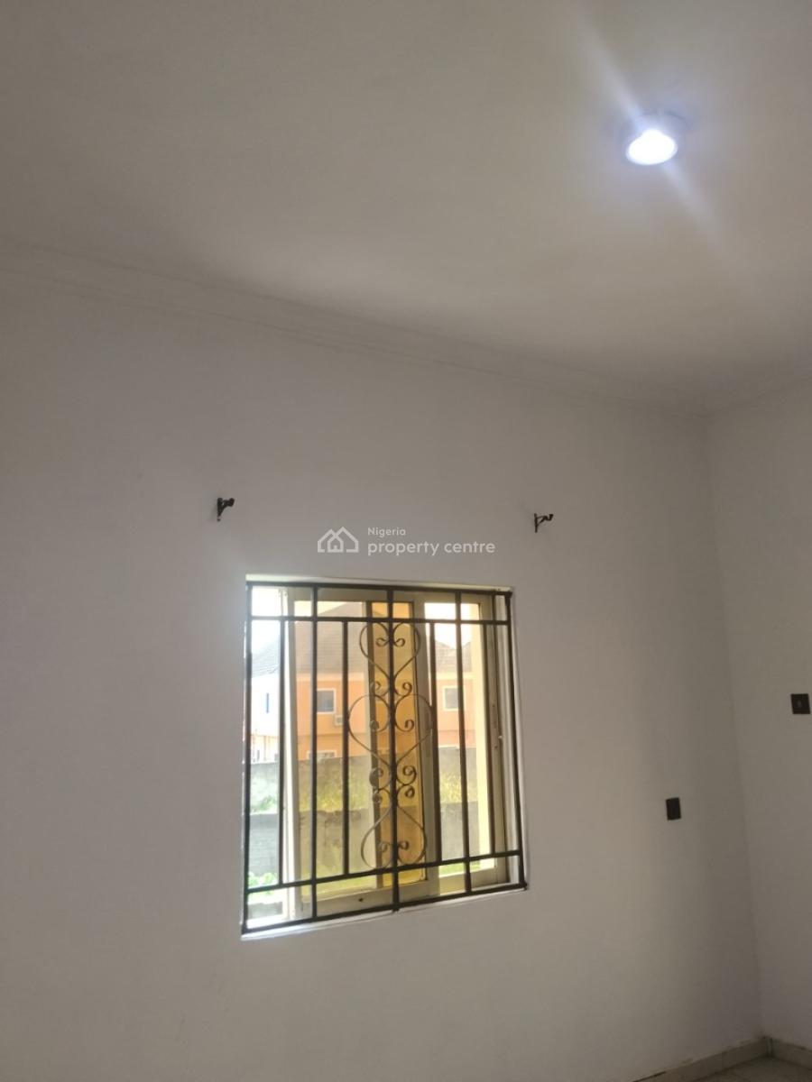 Luxury 2 Bedroom Ensuite Upstairs and Clean with Excellent Facility, Westwood, Badore, Ajah, Lagos, Flat / Apartment for Rent