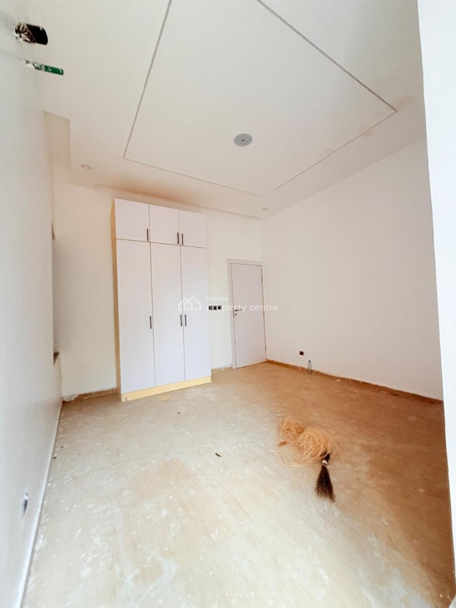 Lovely Built 3 Bedroom Apartment with a Room Bq, Ikeja Gra, Ikeja, Lagos, Flat / Apartment for Sale