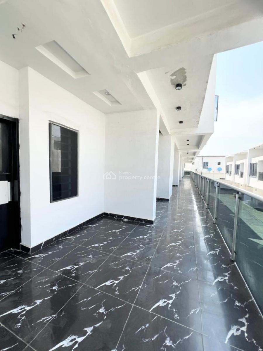 3 Bedroom Terrace with 2 Spacious Bqs, Lekki, Lagos, Terraced Duplex for Sale