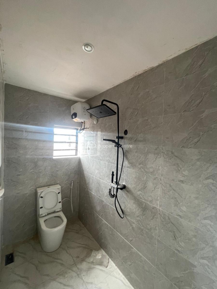 Spacious 3 Bedroom Apartments in a Secured and Gated Street, Adekunle Kuye, Surulere, Lagos, Flat / Apartment for Rent