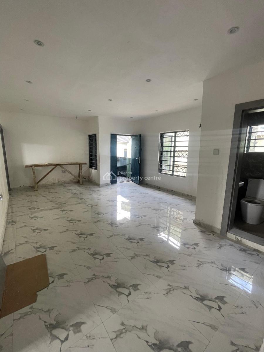 Spacious 3 Bedroom Apartments in a Secured and Gated Street, Adekunle Kuye, Surulere, Lagos, Flat / Apartment for Rent