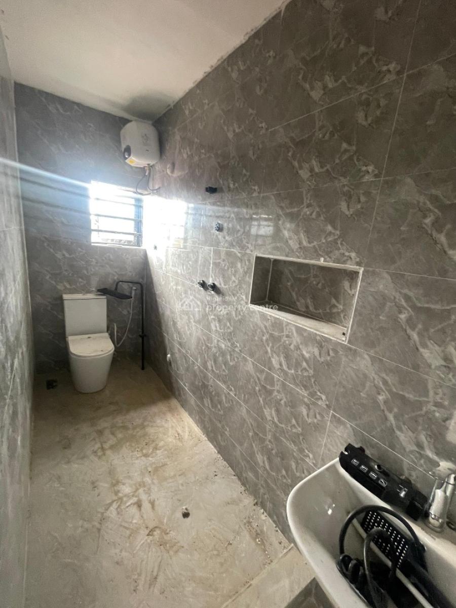 Spacious 3 Bedroom Apartments in a Secured and Gated Street, Adekunle Kuye, Surulere, Lagos, Flat / Apartment for Rent