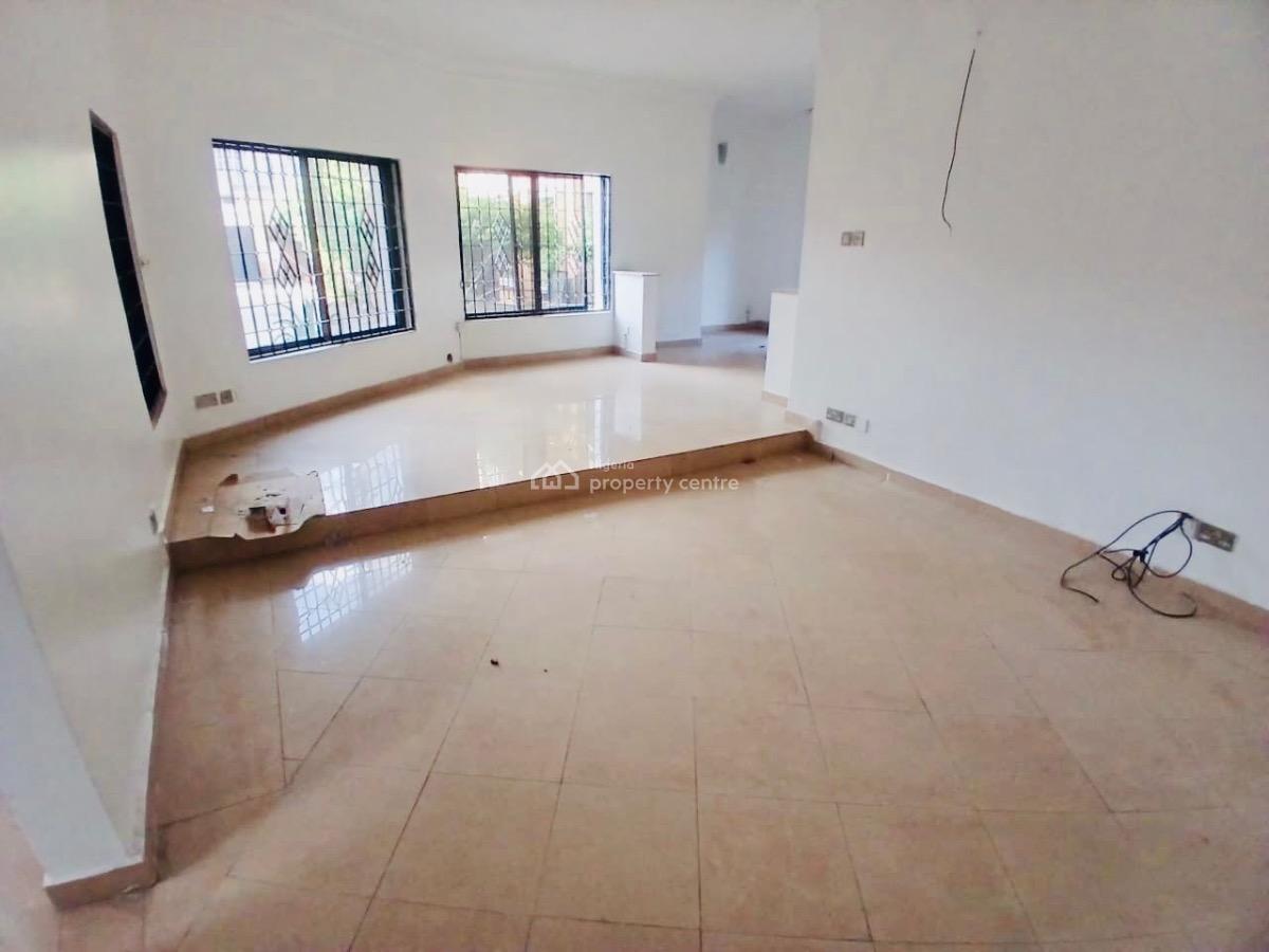 Spacious 4 Bedroom Semi Detached House + Bq, Lekki Phase 1, Lekki, Lagos, Semi-detached Duplex for Rent