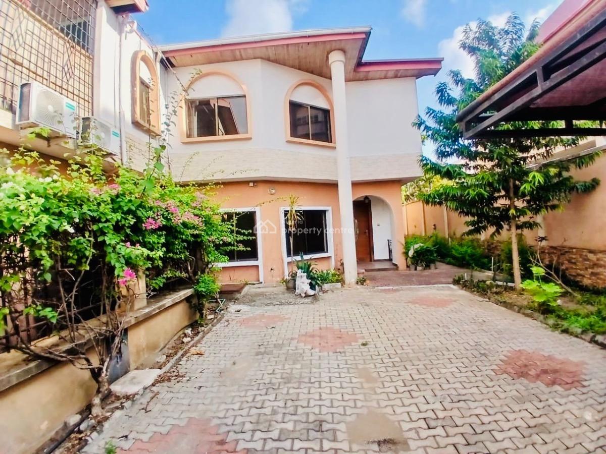 Spacious 4 Bedroom Semi Detached House + Bq, Lekki Phase 1, Lekki, Lagos, Semi-detached Duplex for Rent