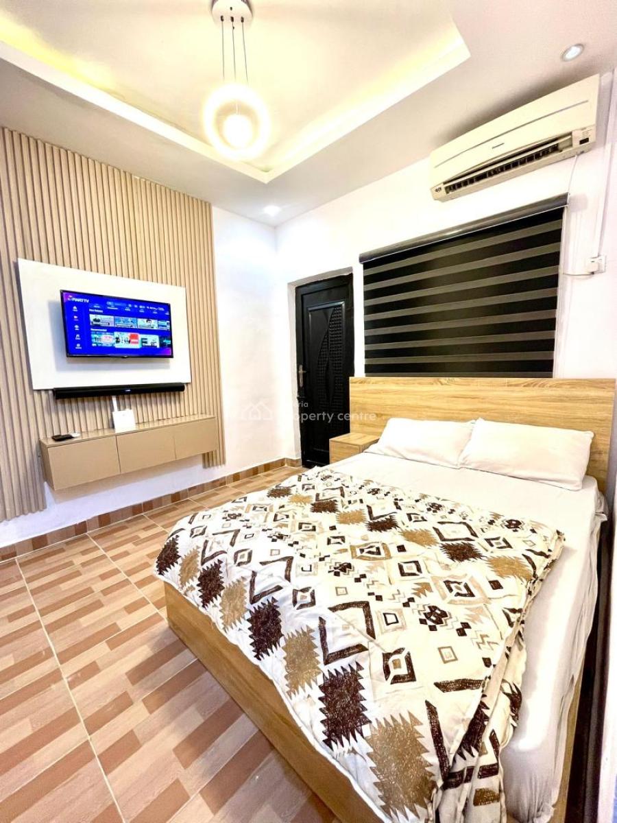 Fully Furnished Studio in Akoka/yaba, Shobande Street, Akoka, Akoka, Yaba, Lagos, Detached Duplex Short Let
