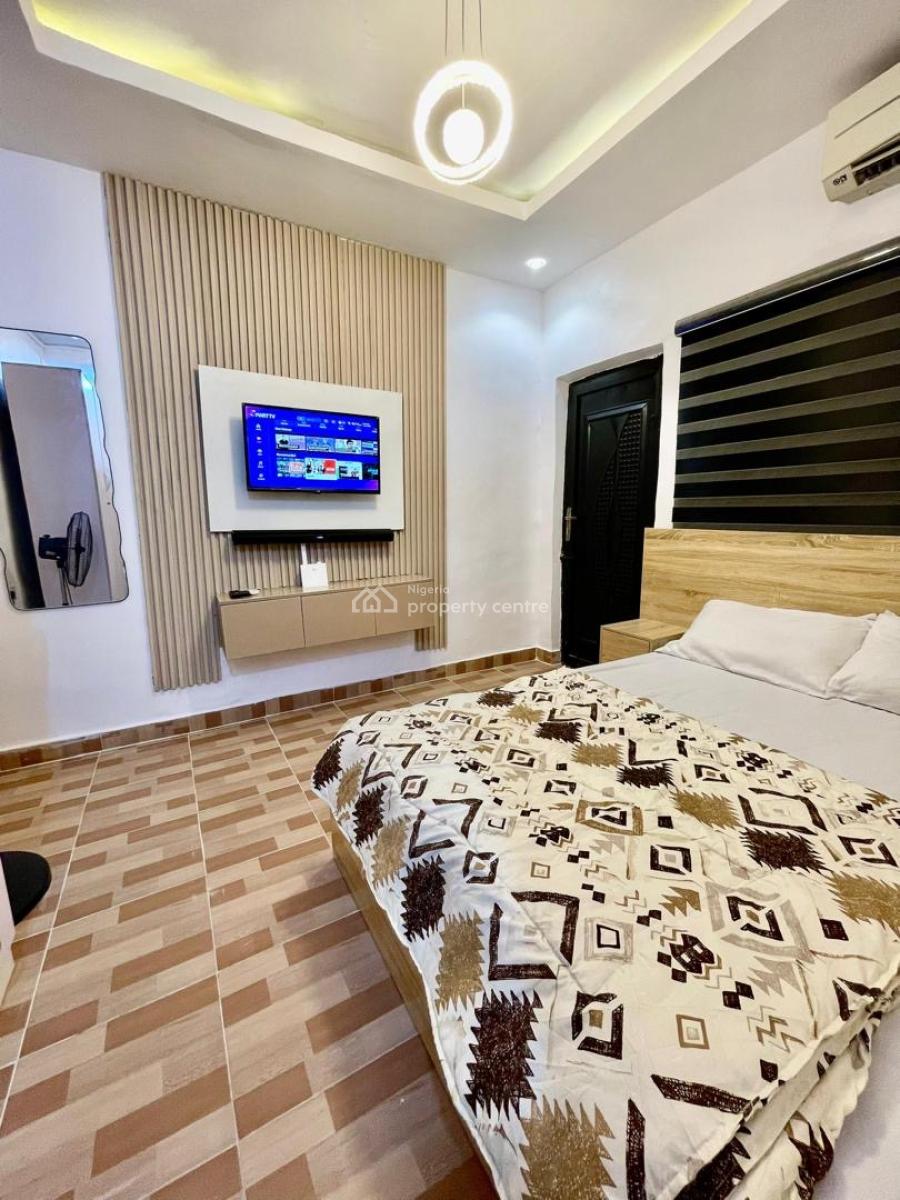 Fully Furnished Studio in Akoka/yaba, Shobande Street, Akoka, Akoka, Yaba, Lagos, Detached Duplex Short Let