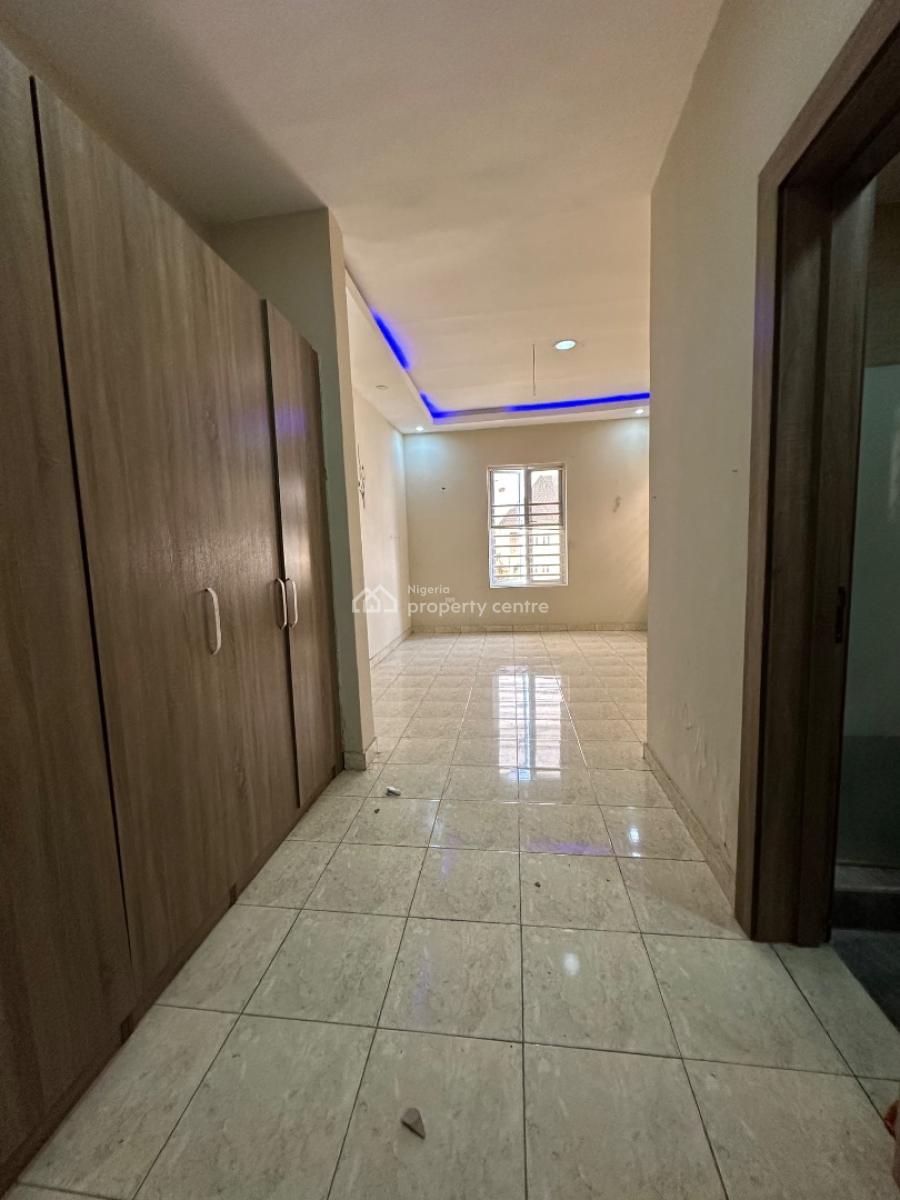 Specious 2bedroom Apartment with a Room Bq, Ocean Breeze Estate Ologolo, Lekki, Lagos, Flat / Apartment for Rent
