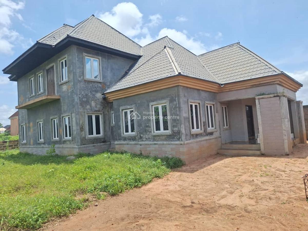 4 Bedrooms Penthouse All Ensuite, Fully Fence with Gate., Amagba Gra Benin City Edo State, Benin, Oredo, Edo, Detached Bungalow for Sale