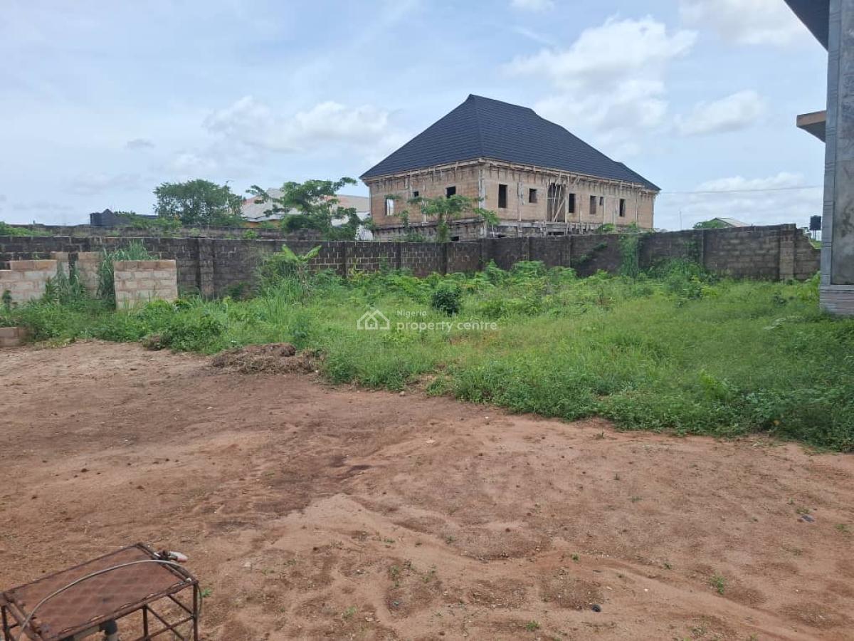 4 Bedrooms Penthouse All Ensuite, Fully Fence with Gate., Amagba Gra Benin City Edo State, Benin, Oredo, Edo, Detached Bungalow for Sale