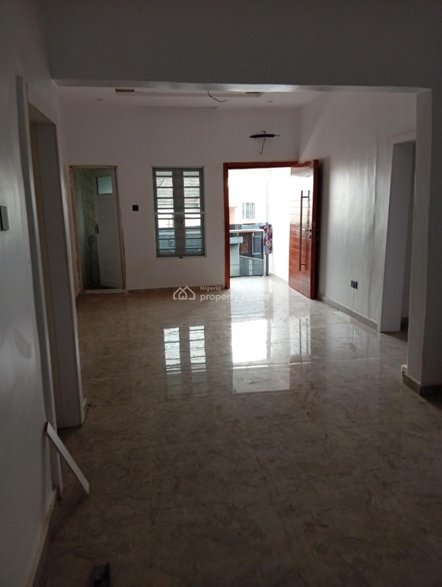 Newly Built & Lovely 3 Bedroom Flat Apartment, Upstairs, Olowora By Omole Phase 2, Olowora, Magodo, Lagos, Flat / Apartment for Rent