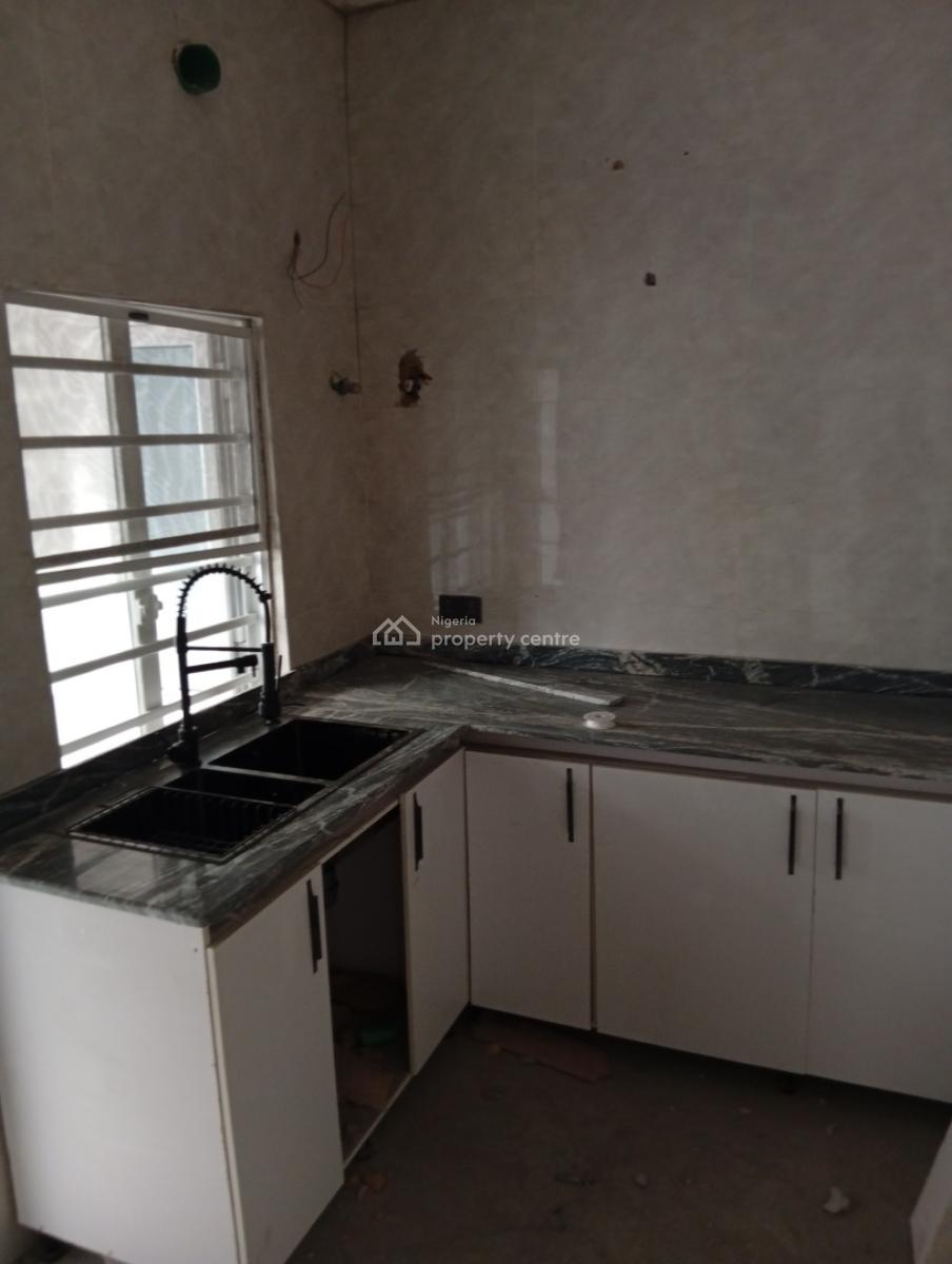 Newly Built & Lovely 3 Bedroom Flat Apartment, Upstairs, Olowora By Omole Phase 2, Olowora, Magodo, Lagos, Flat / Apartment for Rent