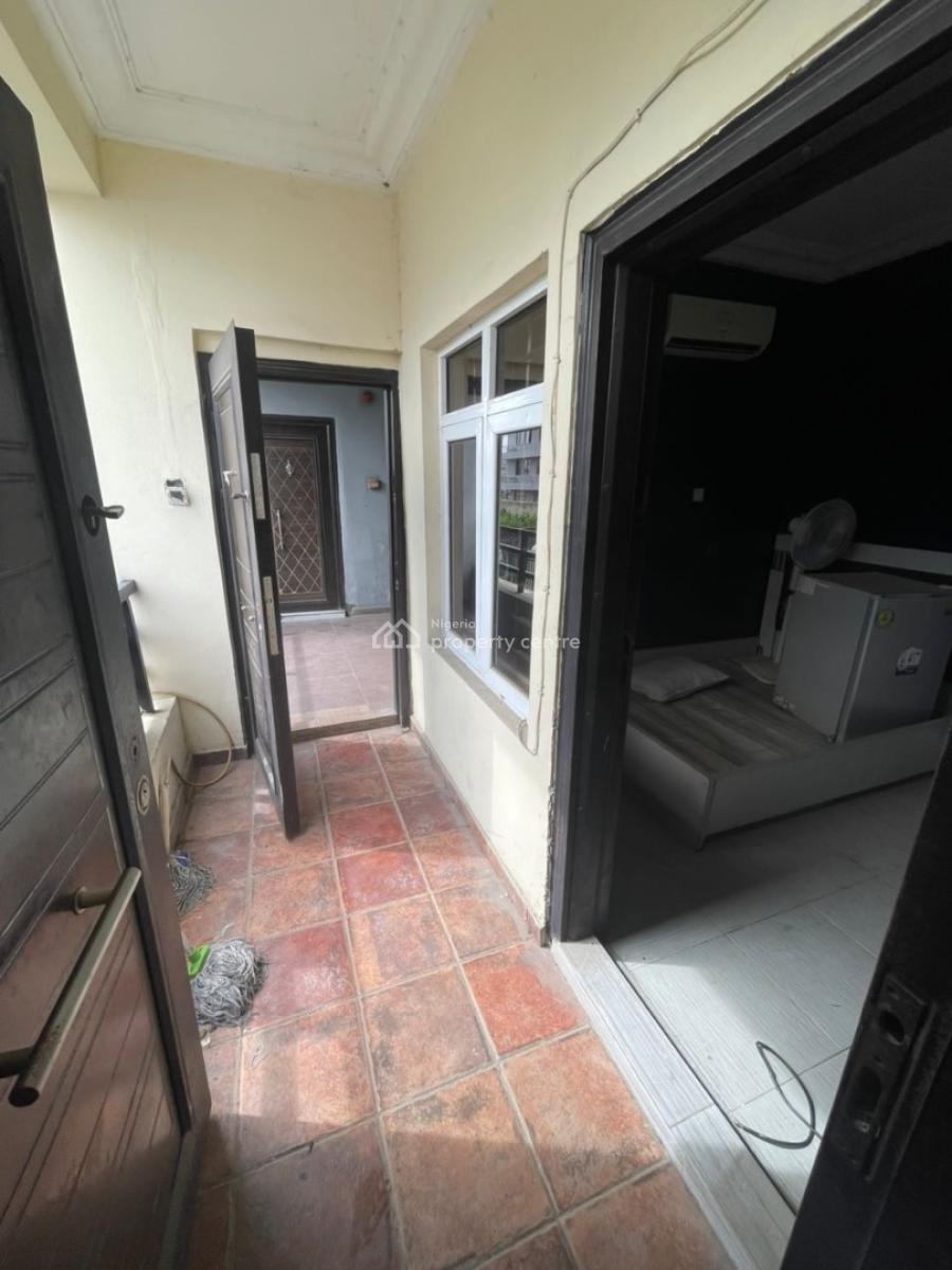 Self Contain in a Gated Estate, Ologolo, Lekki, Lagos, Self Contain (single Rooms) for Rent