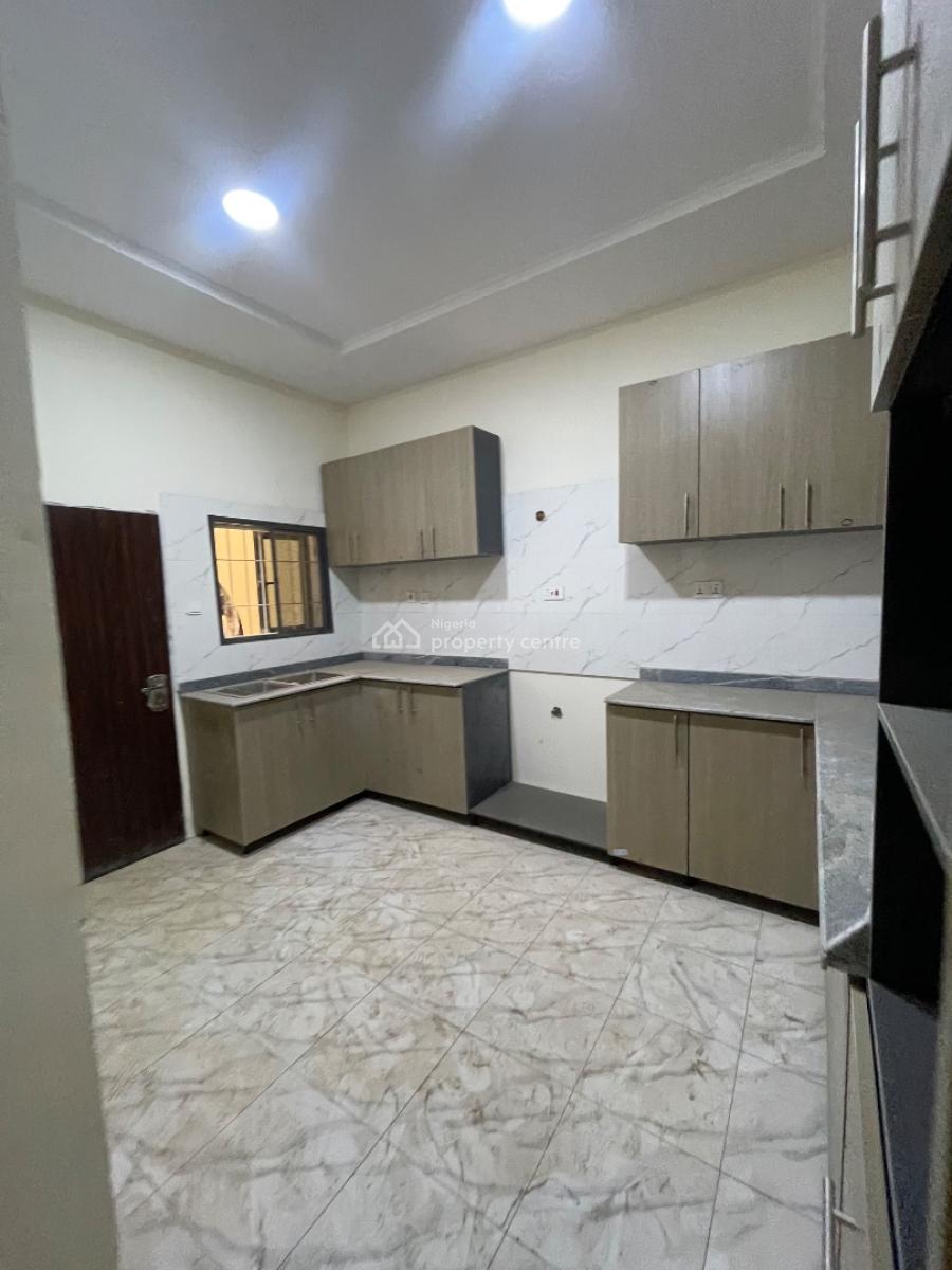 Well Finished 3 Bedroom Flat with Bq Attached, Katampe (main), Katampe, Abuja, Flat / Apartment for Rent