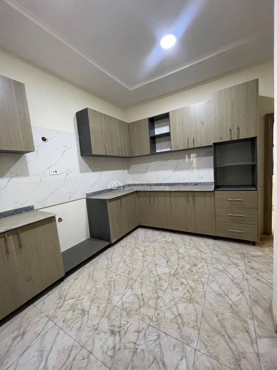 Well Finished 3 Bedroom Flat with Bq Attached, Katampe (main), Katampe, Abuja, Flat / Apartment for Rent