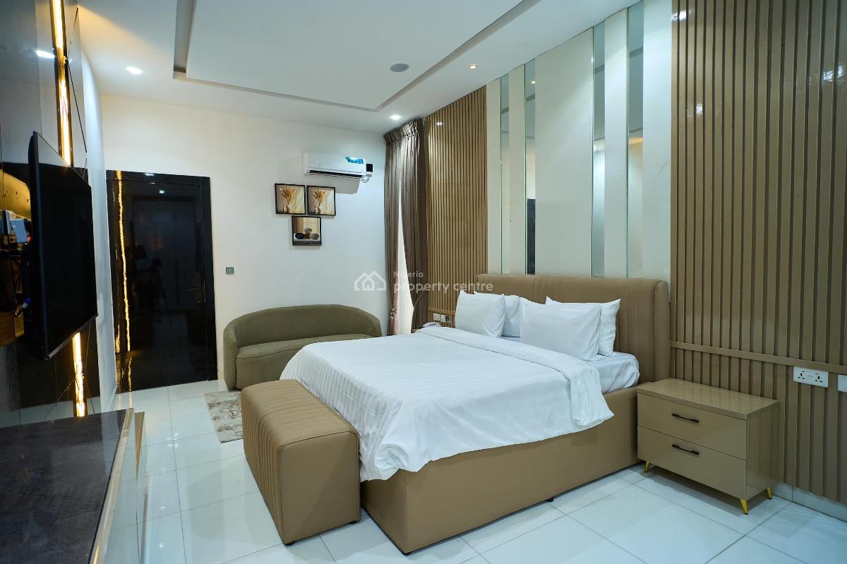 Exclusive 6 Bedroom Duplex with Pool, Cinema & Party Space, Royal Pine Estate,orchid, Lekki, Lagos, House Short Let