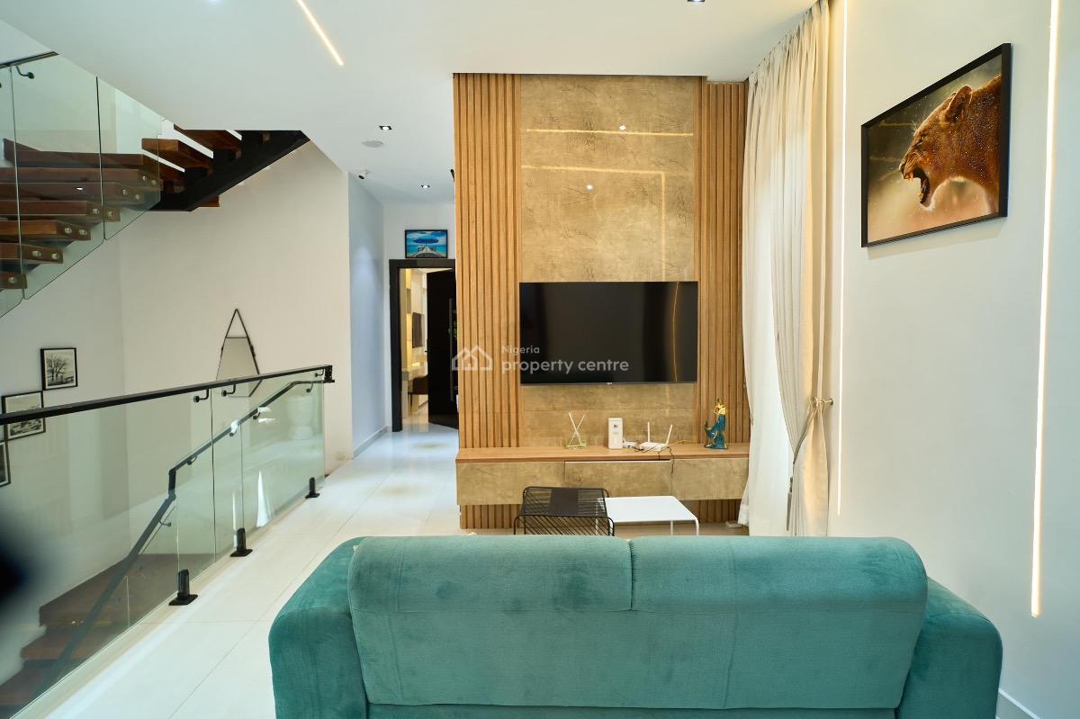 Exclusive 6 Bedroom Duplex with Pool, Cinema & Party Space, Royal Pine Estate,orchid, Lekki, Lagos, House Short Let