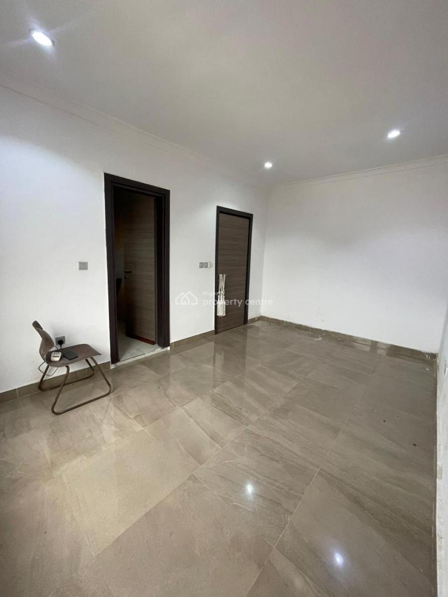 Spacious Mini Flat in Prime Chevron Axis, Chevron Axis, Lekki, Lagos, Mini Flat (room and Parlour) for Rent