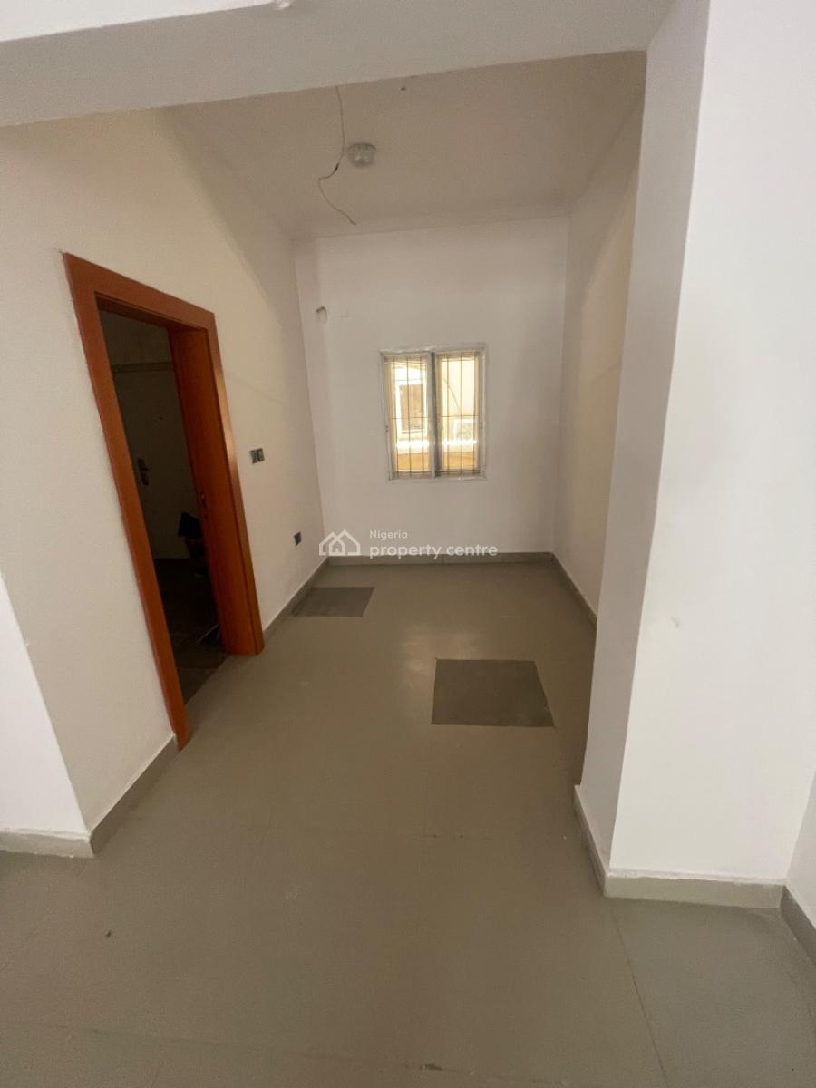 3 Bedroom Terrace Building, Osapa, Lekki, Lagos, Commercial Property for Rent