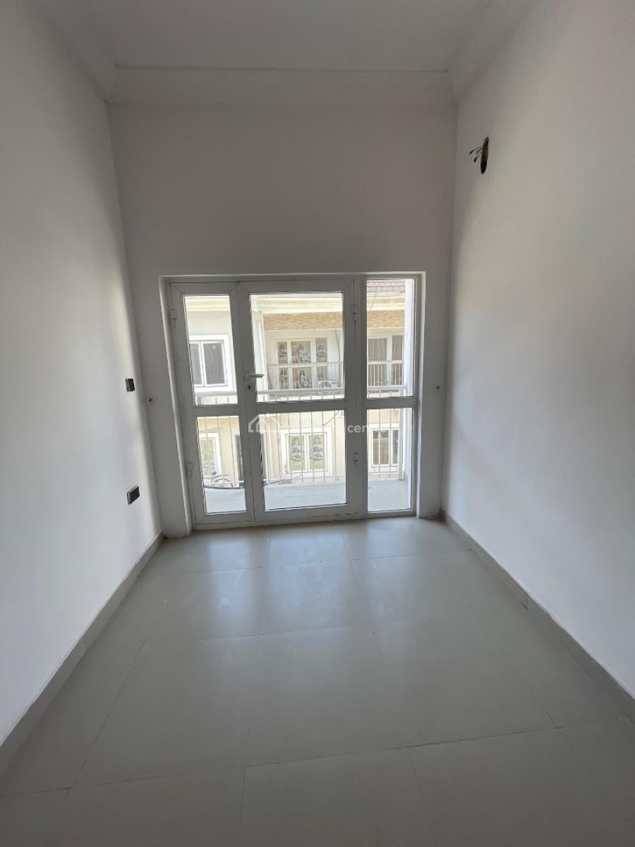 3 Bedroom Terrace Building, Osapa, Lekki, Lagos, Commercial Property for Rent