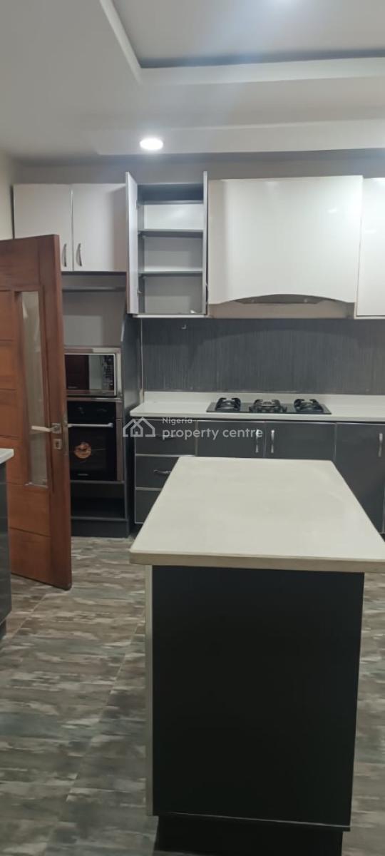 Luxury 3 Bedroom Flat with All Rooms Ensuite, Fitted Kitchen & Bq, in a Prestigious and Highly Secured Area, Ikeja Gra, Ikeja, Lagos, Block of Flats for Sale