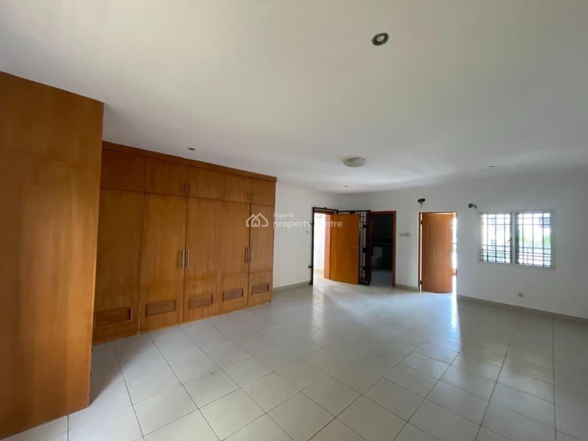 4 Bedrooms Maisonette, Lekki Phase 1, Lekki, Lagos, Flat / Apartment for Rent