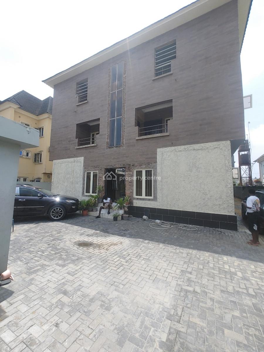 Clean 4 Bedroom Flat Apartment in a Code Access Estate, Sangotedo, Sangotedo, Ajah, Lagos, Flat / Apartment for Rent
