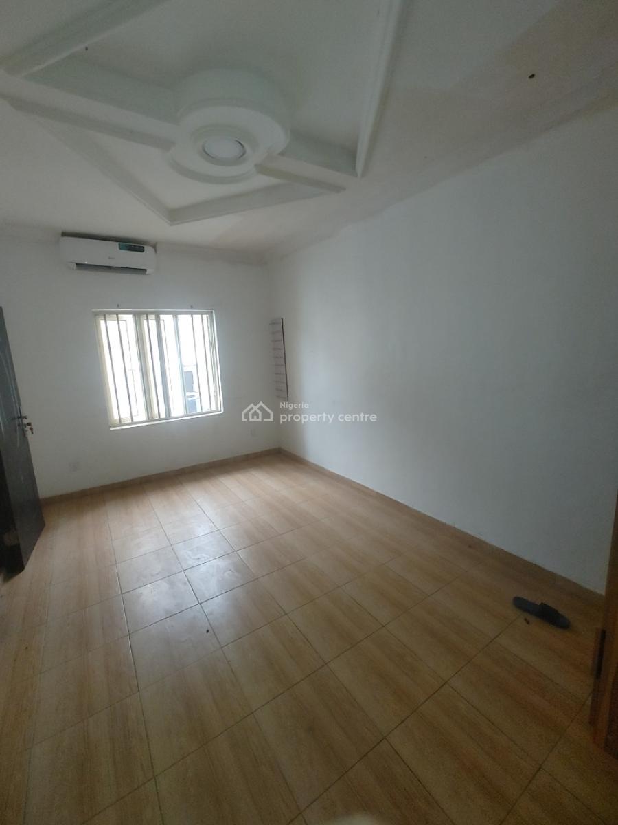 Clean 4 Bedroom Flat Apartment in a Code Access Estate, Sangotedo, Sangotedo, Ajah, Lagos, Flat / Apartment for Rent