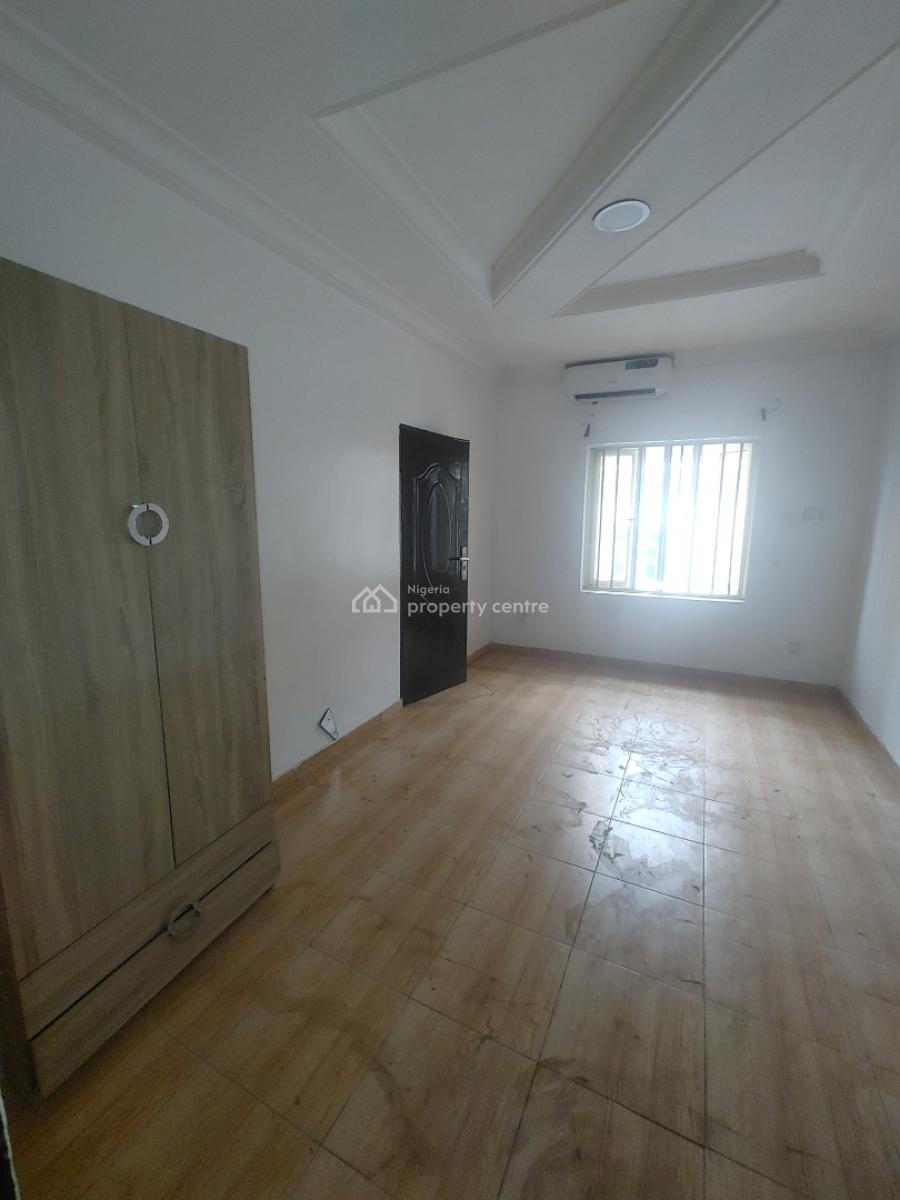 Clean 4 Bedroom Flat Apartment in a Code Access Estate, Sangotedo, Sangotedo, Ajah, Lagos, Flat / Apartment for Rent