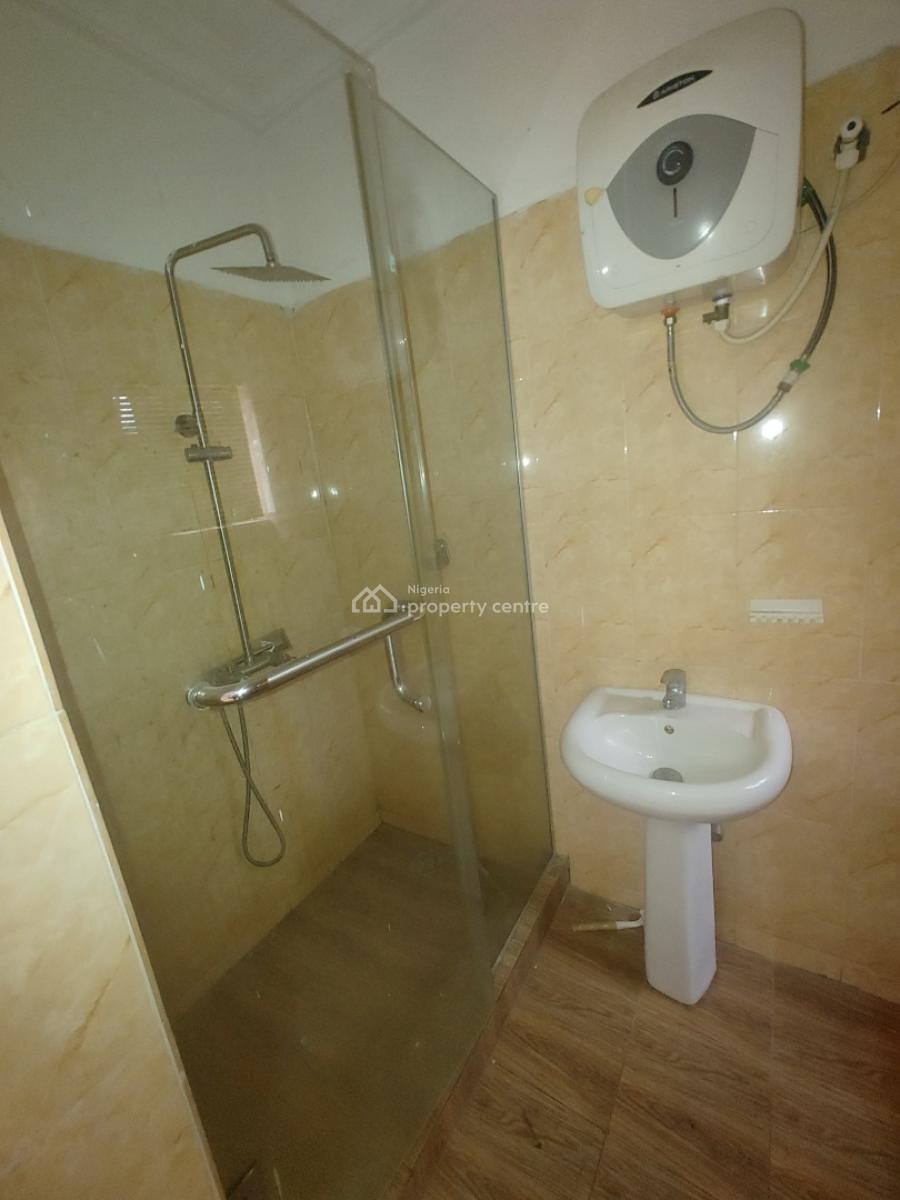 Clean 4 Bedroom Flat Apartment in a Code Access Estate, Sangotedo, Sangotedo, Ajah, Lagos, Flat / Apartment for Rent