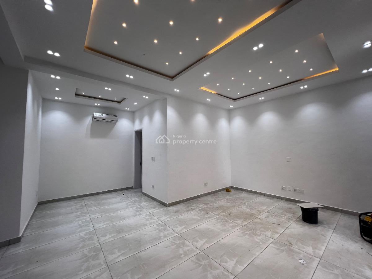 Luxury 3 Bedroom Serviced Apartment with a Room Bq, Lekki Phase 1, Lekki, Lagos, Flat / Apartment for Rent