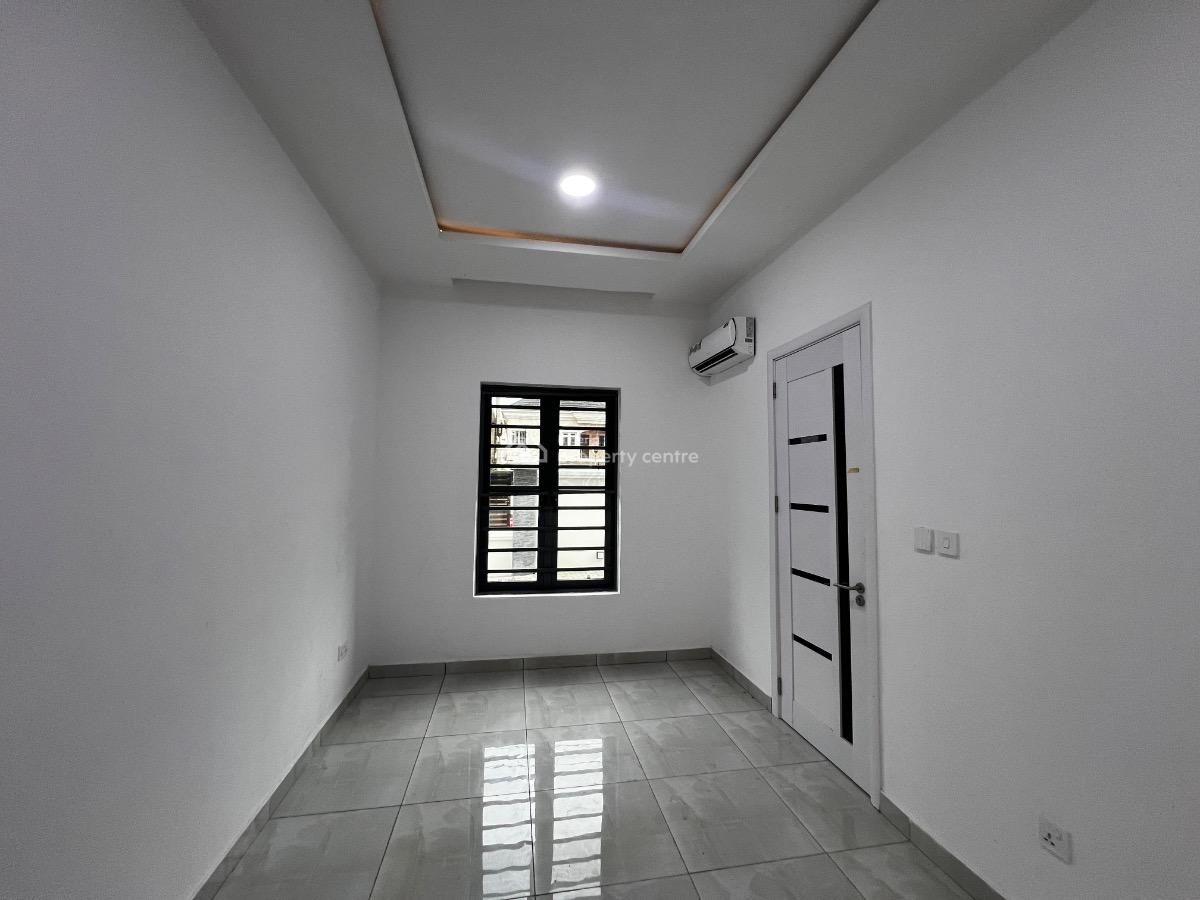 Luxury 3 Bedroom Serviced Apartment with a Room Bq, Lekki Phase 1, Lekki, Lagos, Flat / Apartment for Rent