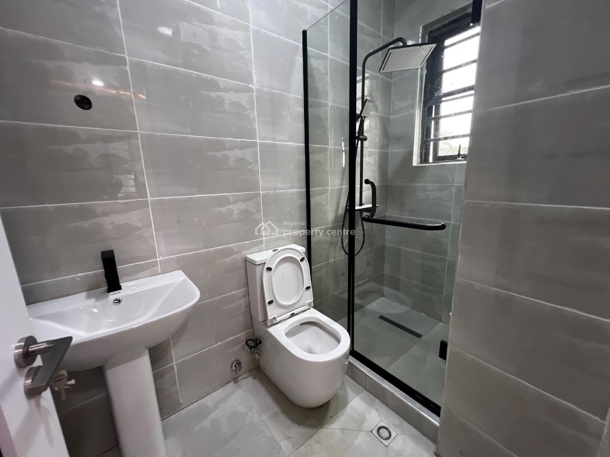 Luxury 3 Bedroom Serviced Apartment with a Room Bq, Lekki Phase 1, Lekki, Lagos, Flat / Apartment for Sale